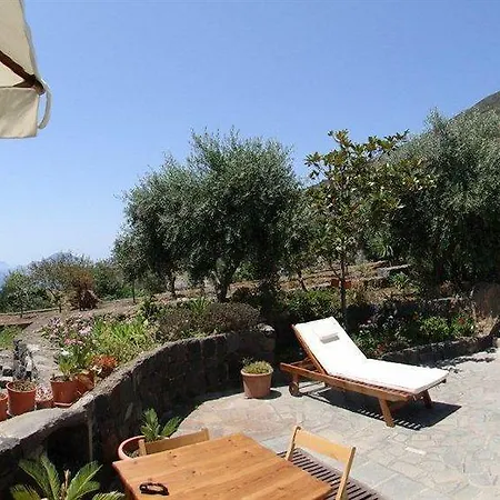Al Belvedere Salina Aparthotel 4*