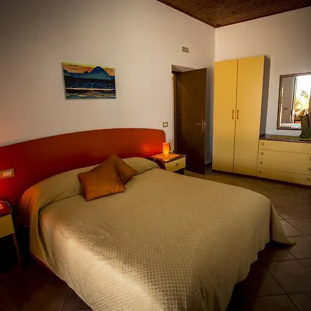 Al Belvedere Salina Aparthotel 4*