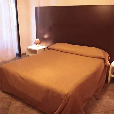 Al Belvedere Salina Aparthotel